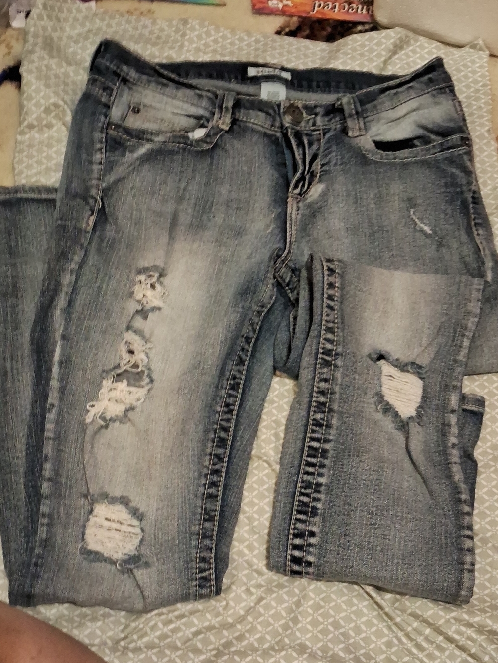 Mudd Gray Washed Skinny Jeans